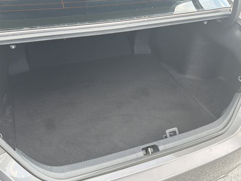 Certified 2018 Toyota Camry SE w/ Convenience Package FWD image 23