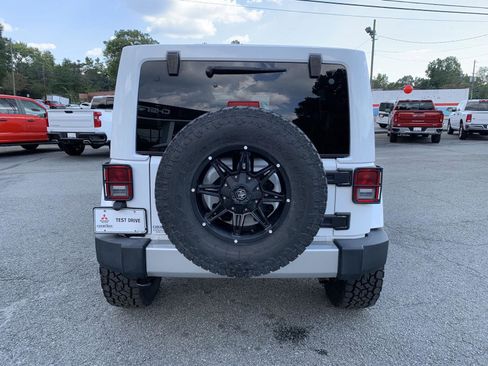 Used 2017 Jeep Wrangler Unlimited Sahara w/ Connectivity Group image 2