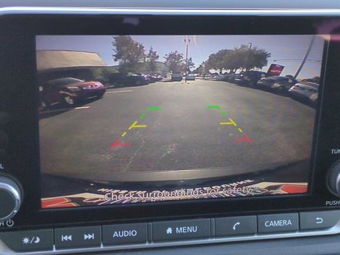 Used 2023 Nissan Rogue S image 20