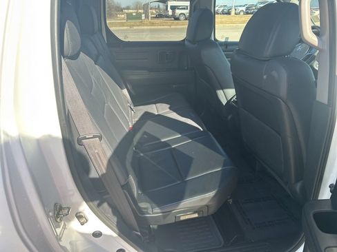 Used 2014 Honda Ridgeline SE image 23
