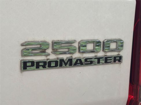 Used 2025 RAM ProMaster 2500 w/ Convenience Group FWD image 5