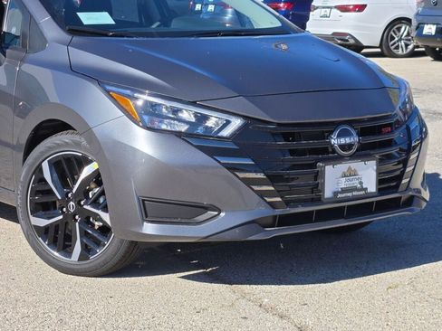 Used 2025 Nissan Versa SR w/ Trunk Package image 3