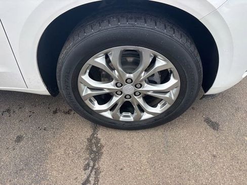 Used 2020 Buick Enclave Avenir w/ Avenir Technology Package image 46
