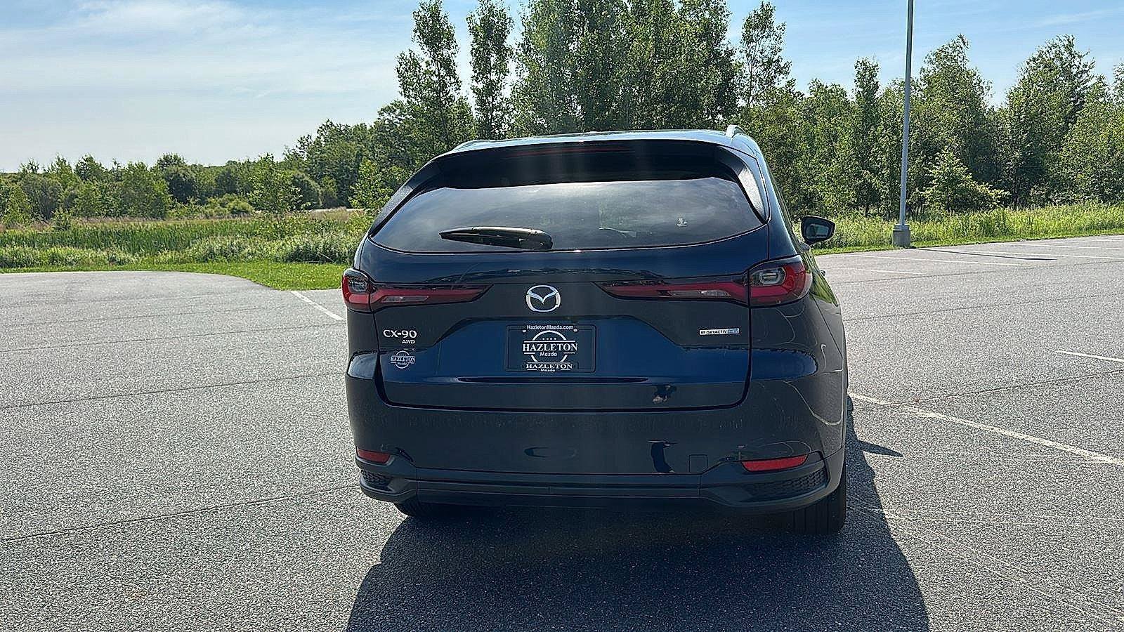 Used 2024 MAZDA CX-90 Plug-In Hybrid w/ Preferred AWD/4WD image 8
