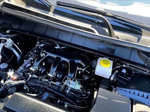 Used 2025 Nissan Pathfinder SL image 43