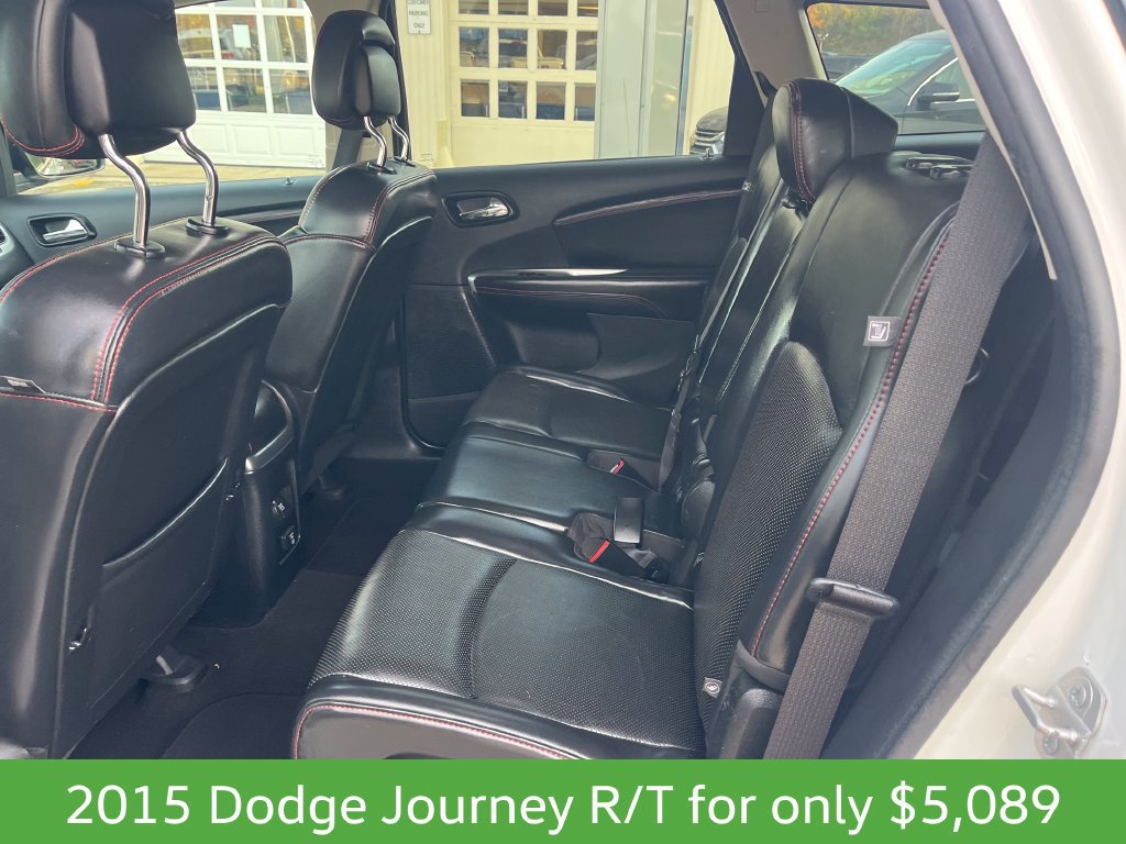 Used 2015 Dodge Journey R/T w/ Flexible Seating Group FWD image 10