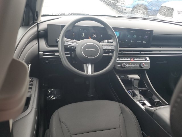 Used 2025 Hyundai Tucson SE AWD/4WD image 11
