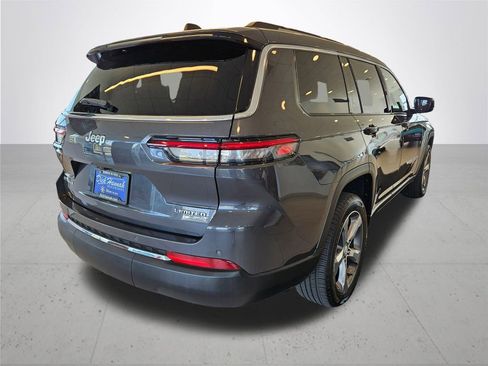 Used 2022 Jeep Grand Cherokee L Limited AWD/4WD image 7