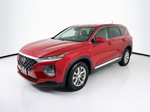 Used 2019 Hyundai Santa Fe SE image 3
