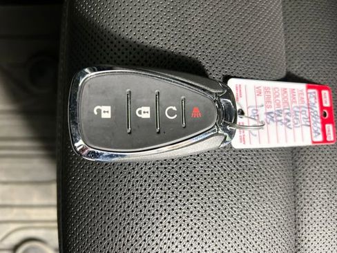 Used 2024 Chevrolet Trax ACTIV w/ Sunroof Package image 25