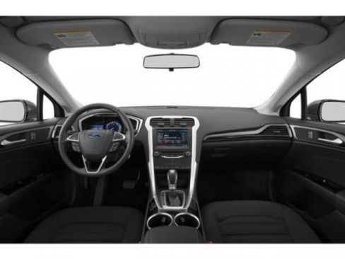 Used 2015 Ford Fusion SE w/ Equipment Group 202A image 11