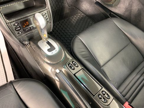 Used 2001 Porsche 911 Cabriolet image 25