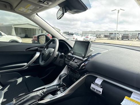 New 2025 Mitsubishi Eclipse Cross LE image 20