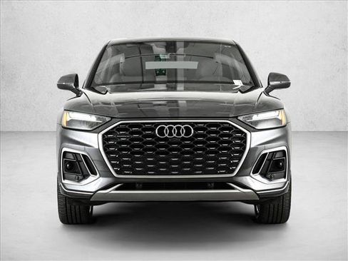 Used 2023 Audi Q5 2.0T Premium Plus w/ Premium Plus Package AWD/4WD image 2