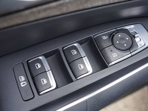 Certified 2023 Kia Sorento X-Line EX AWD/4WD image 24