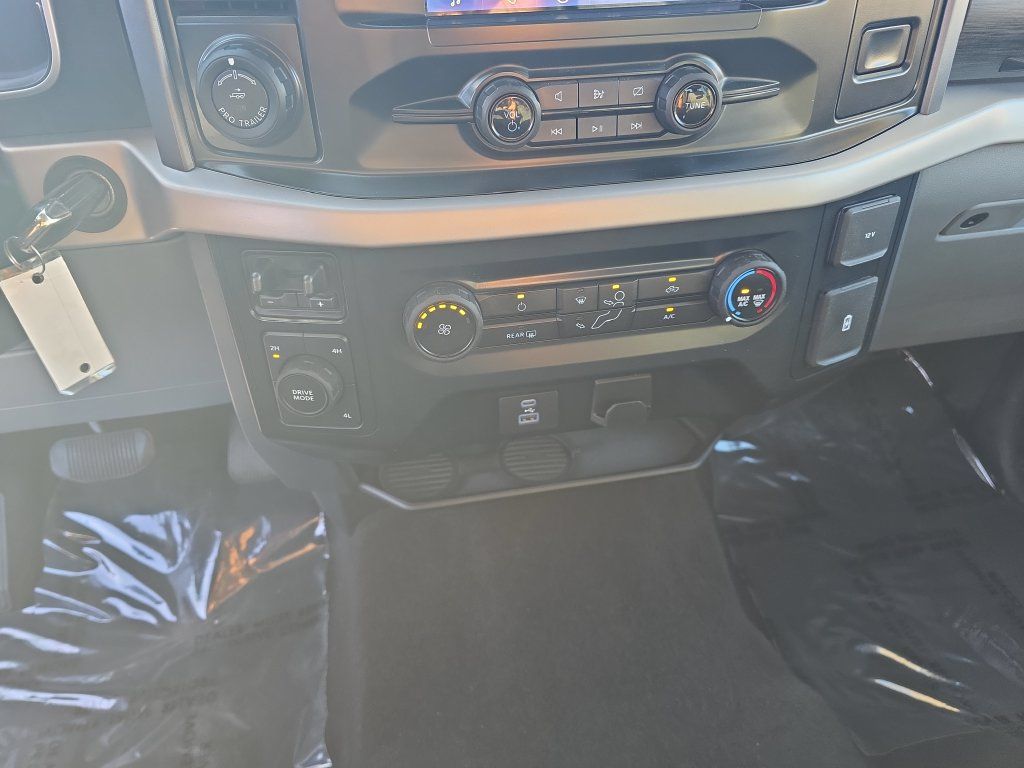 Used 2023 Ford F150 XLT w/ Trailer Tow Package AWD/4WD image 17