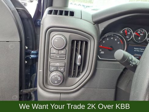 Used 2022 Chevrolet Silverado 2500 Custom w/ Custom Convenience Package image 22