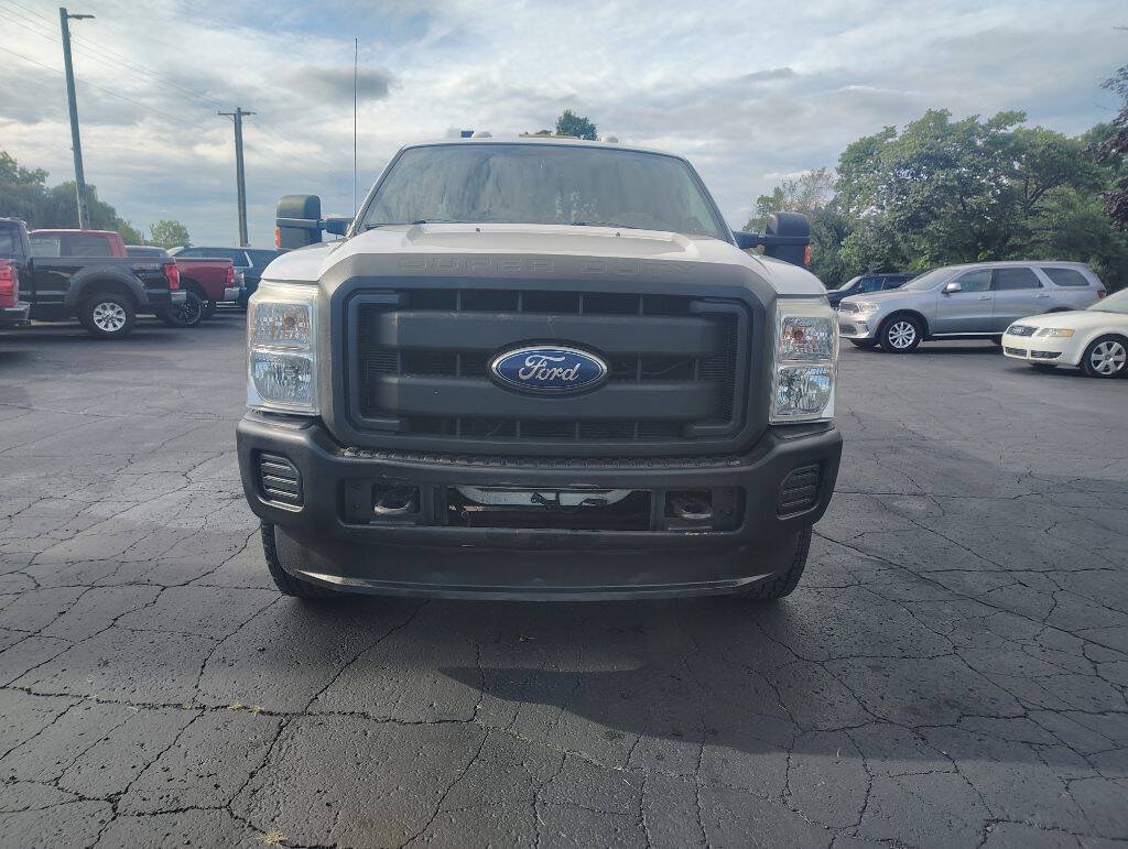 Used 2011 Ford F350 XL w/ PWR Equipment Group AWD/4WD image 4