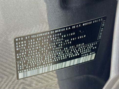 Certified 2023 Volkswagen Tiguan SE w/ Panoramic Sunroof Package image 30