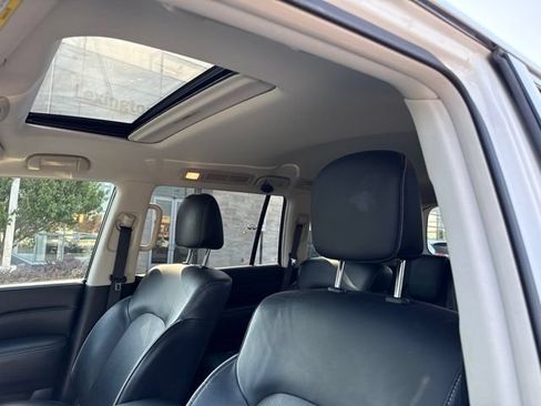 Used 2021 INFINITI QX80 Premium Select w/ All-Season Package AWD/4WD image 2