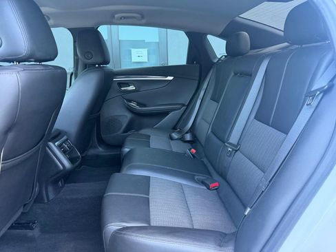 Used 2020 Chevrolet Impala LT FWD image 17