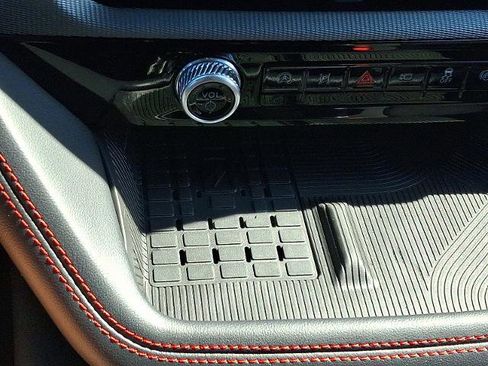 Certified 2025 Ford Explorer ST w/ Sun And Sound Package image 29