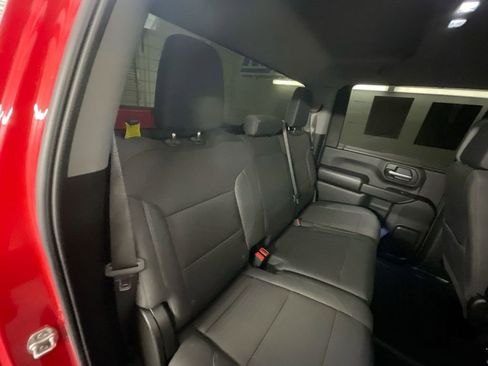 Used 2025 Chevrolet Silverado 2500 Custom w/ Custom Value Package image 24