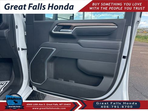 Used 2025 Chevrolet Silverado 2500 LT AWD/4WD image 28