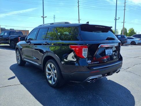 Used 2020 Ford Explorer Platinum AWD/4WD image 2