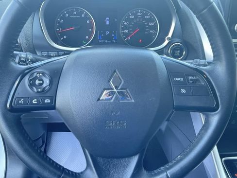 Used 2022 Mitsubishi Eclipse Cross SE FWD image 11