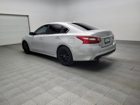 Used 2016 Nissan Altima 2.5 SV image 5