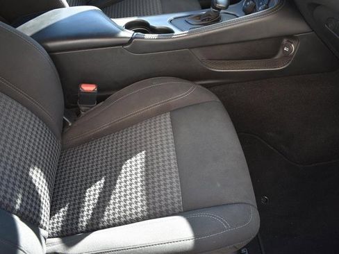 Used 2023 Dodge Challenger SXT image 25