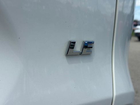 Certified 2019 Toyota RAV4 LE FWD image 27