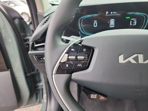 New 2026 Kia Niro EX image 24