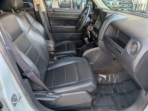 Used 2016 Jeep Patriot High Altitude image 20