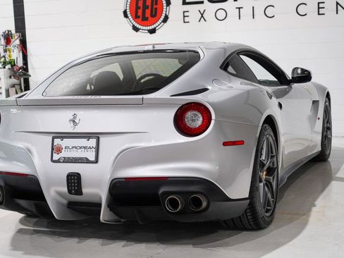 Used 2015 Ferrari F12 Berlinetta image 39
