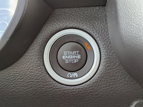 Used 2021 RAM 1500 Big Horn image 22