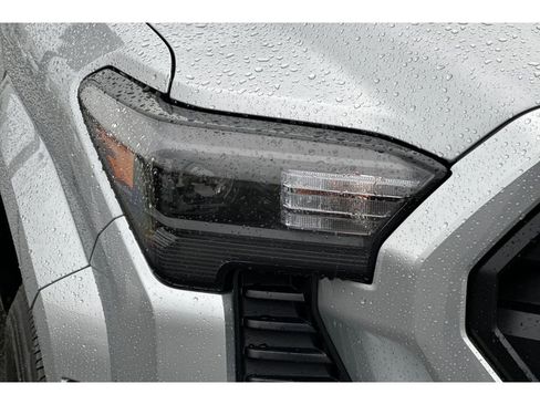 New 2026 Toyota Tacoma SR5 image 10