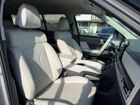 Used 2025 Hyundai Santa Fe SEL AWD/4WD image 39