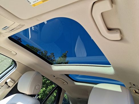 Certified 2022 Mercedes-Benz GLC 300 4MATIC image 14