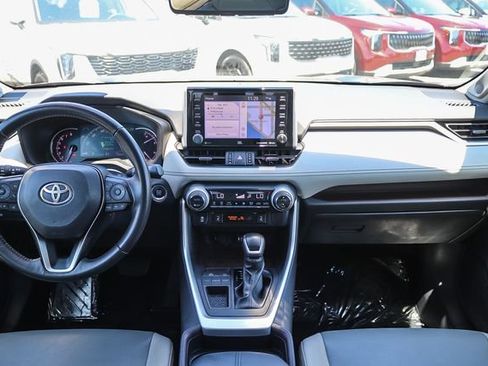 Used 2019 Toyota RAV4 Limited w/ Carpet Mat Package FWD image 14
