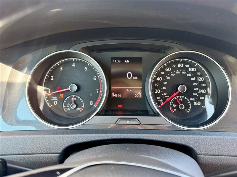 Used 2018 Volkswagen Golf Alltrack S AWD/4WD image 15