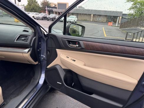 Used 2015 Subaru Outback 2.5i Limited AWD/4WD image 13