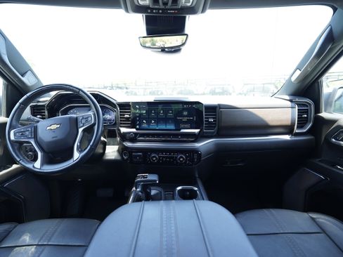 Used 2024 Chevrolet Silverado 1500 High Country AWD/4WD image 64