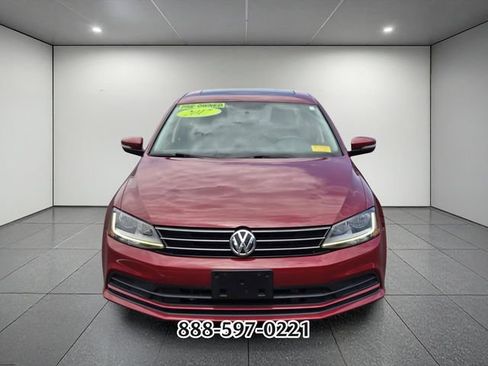 Used 2017 Volkswagen Jetta SE FWD image 8