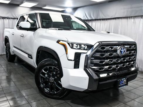 Used 2024 Toyota Tundra Platinum image 3