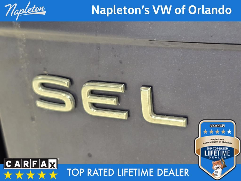 Used 2024 Volkswagen Tiguan SEL R-Line AWD/4WD image 9