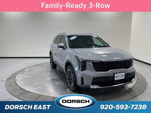 New 2026 Kia Sorento S image 3