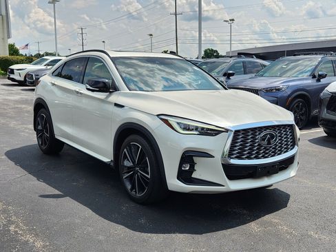 Certified 2023 INFINITI QX55 Essential AWD/4WD image 2