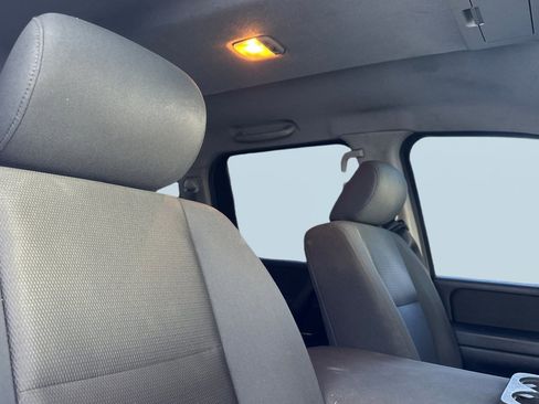 Used 2010 Nissan Titan XE w/ XE Popular Equipment Pkg image 24